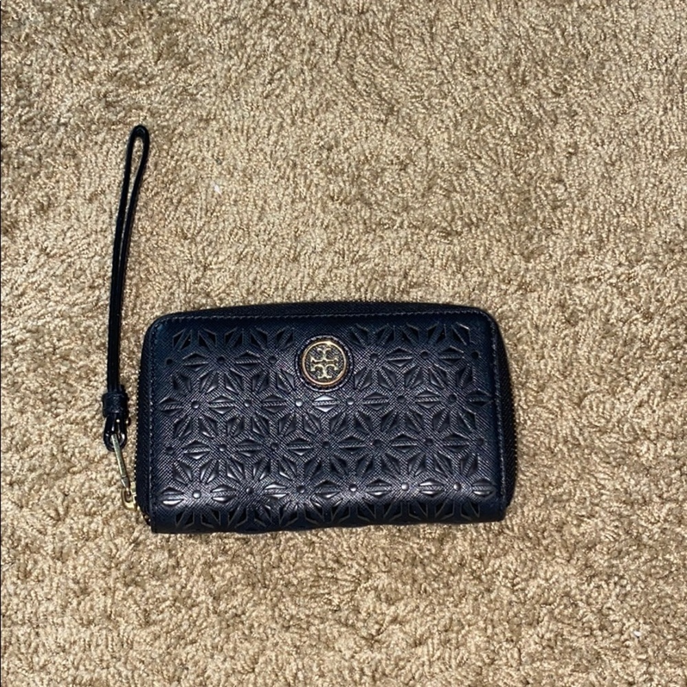 USED CONDITION TORY BURCH WALLET